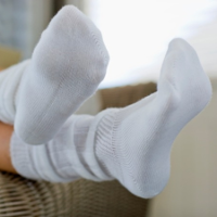 Чому корисно спати в шкарпетках?